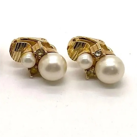 Christian Dior Vintage Pearl Crystal Clip On Earrings - Picture 1 of 2